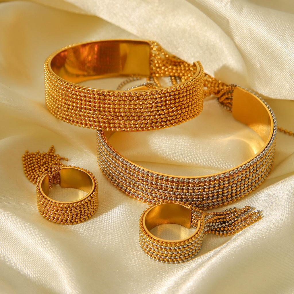 BRACCIALE ELEGANCE RIGIDO IN ORO E PENDOLI  REGOLABILE ACCIAIO INOX 304