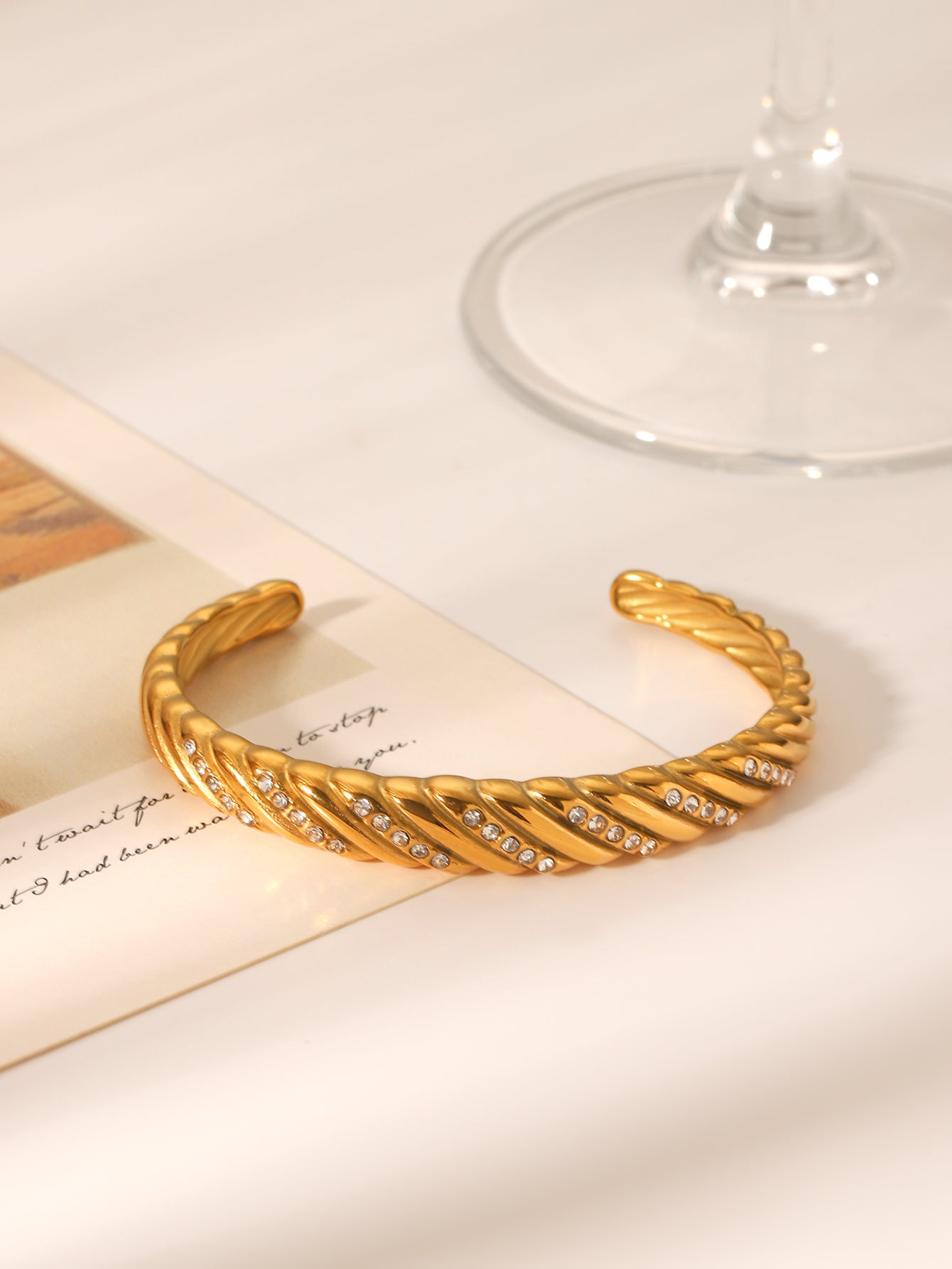 BRACCIALE ANTIQUE  RIGIDO CON STRASS ACCIAIO INOX 304 REGOLABILE