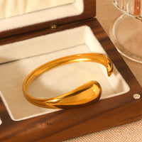 BRACCIALE SNAKE RIGIDO IN ORO ACCIAIO INOX 304