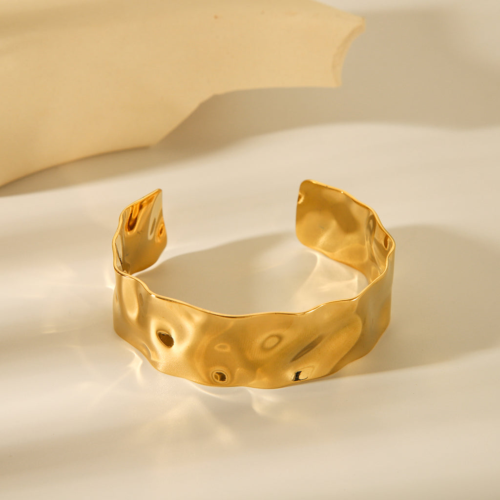 BRACCIALE EGIZIO IN ORO MARTELLATO ACCIAO INOX 304