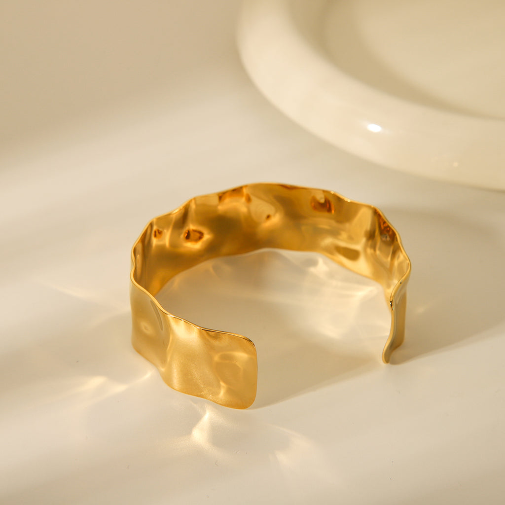 BRACCIALE EGIZIO IN ORO MARTELLATO ACCIAO INOX 304