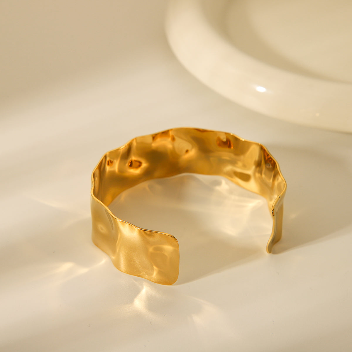 BRACCIALE EGIZIO IN ORO MARTELLATO ACCIAO INOX 304