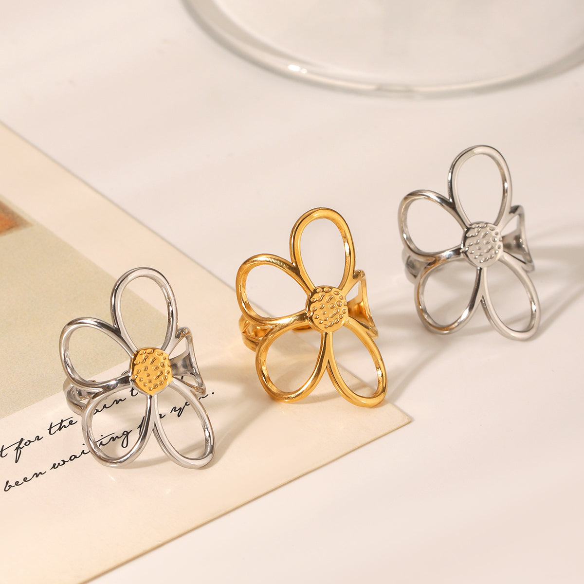 ANELLO FLOWERS IN  ORO ACCIAIO INOX 304