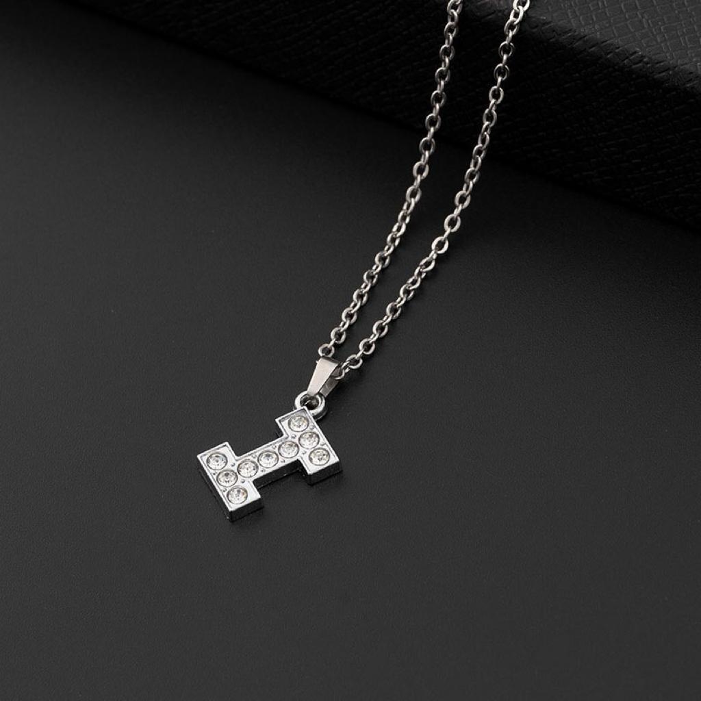 Collana a lettera in silver con zirconi in acciaio inossidabile 304