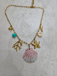 Collana conchiglia e charm in acciaio inox