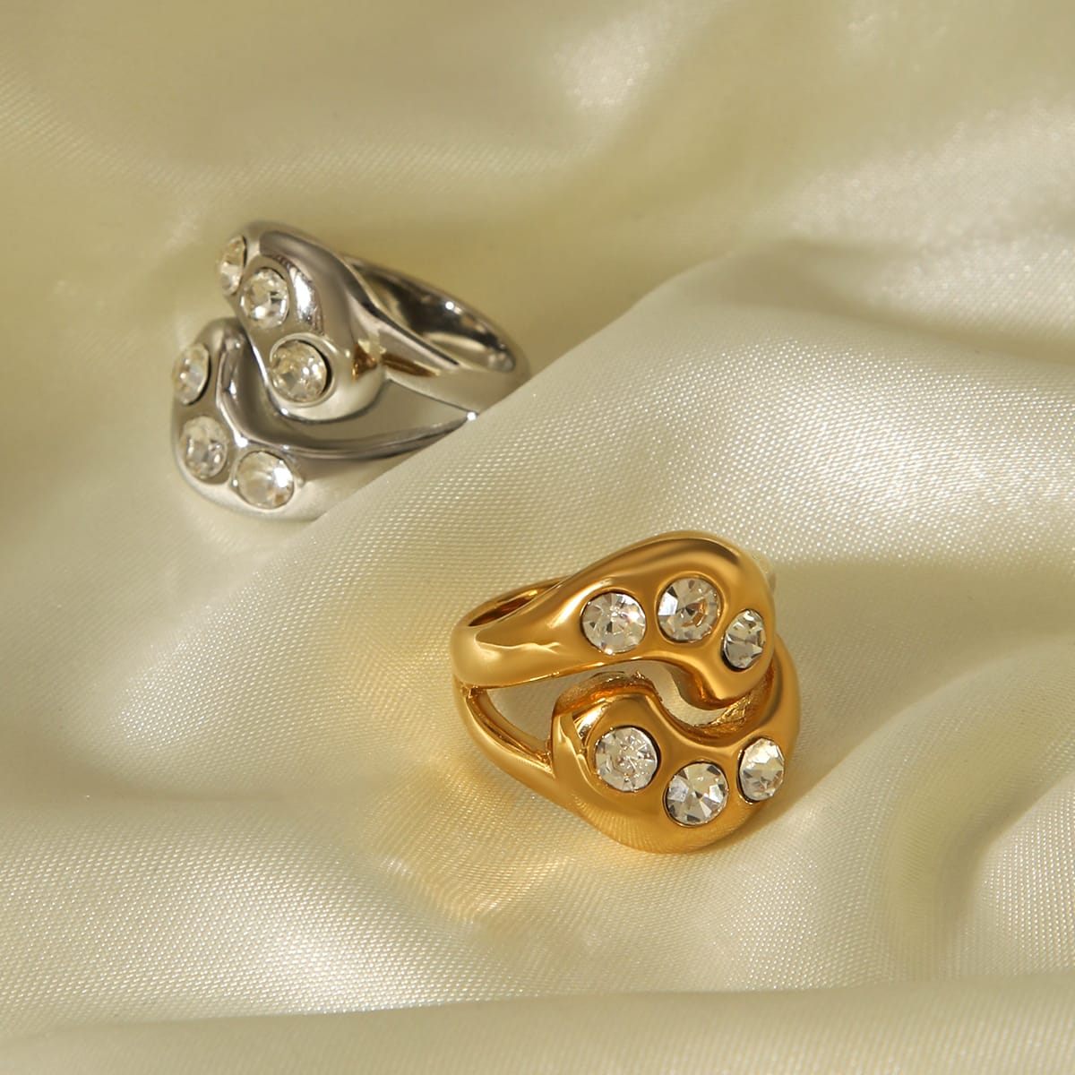 Anello Chunky silver con zirconi in acciaio inossidabile 304