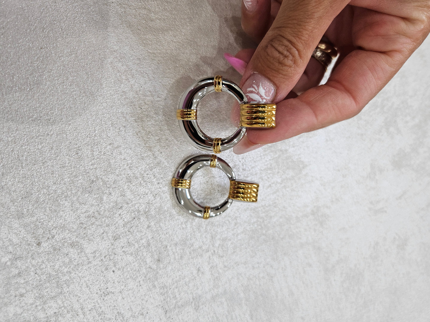 Orecchini bicolore in acciaio inox