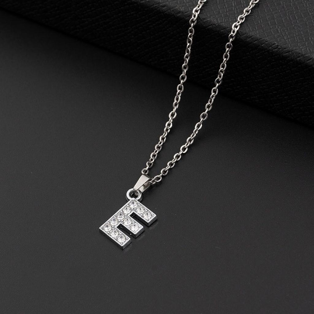 Collana a lettera in silver con zirconi in acciaio inossidabile 304