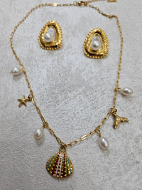 Completo collana con orecchini perle e charm in acciaio inox