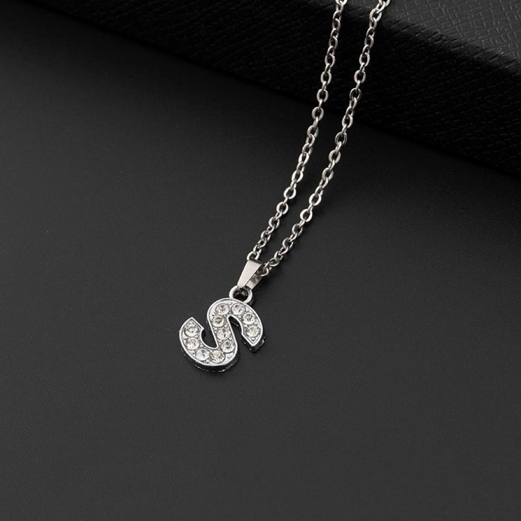 Collana a lettera in silver con zirconi in acciaio inossidabile 304